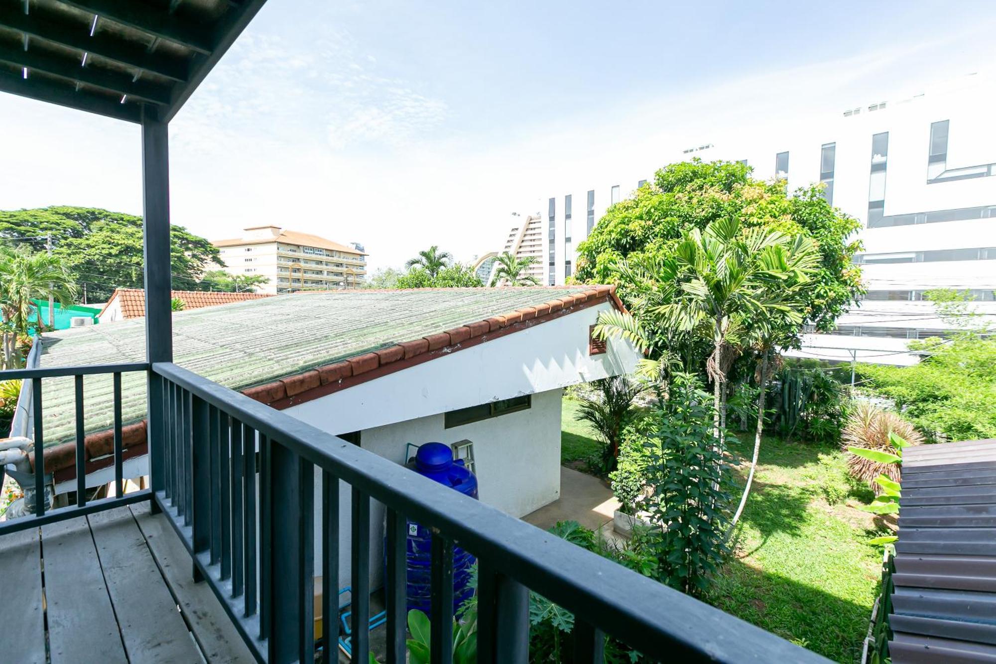 Отель Wong Amat House Паттайя Экстерьер фото