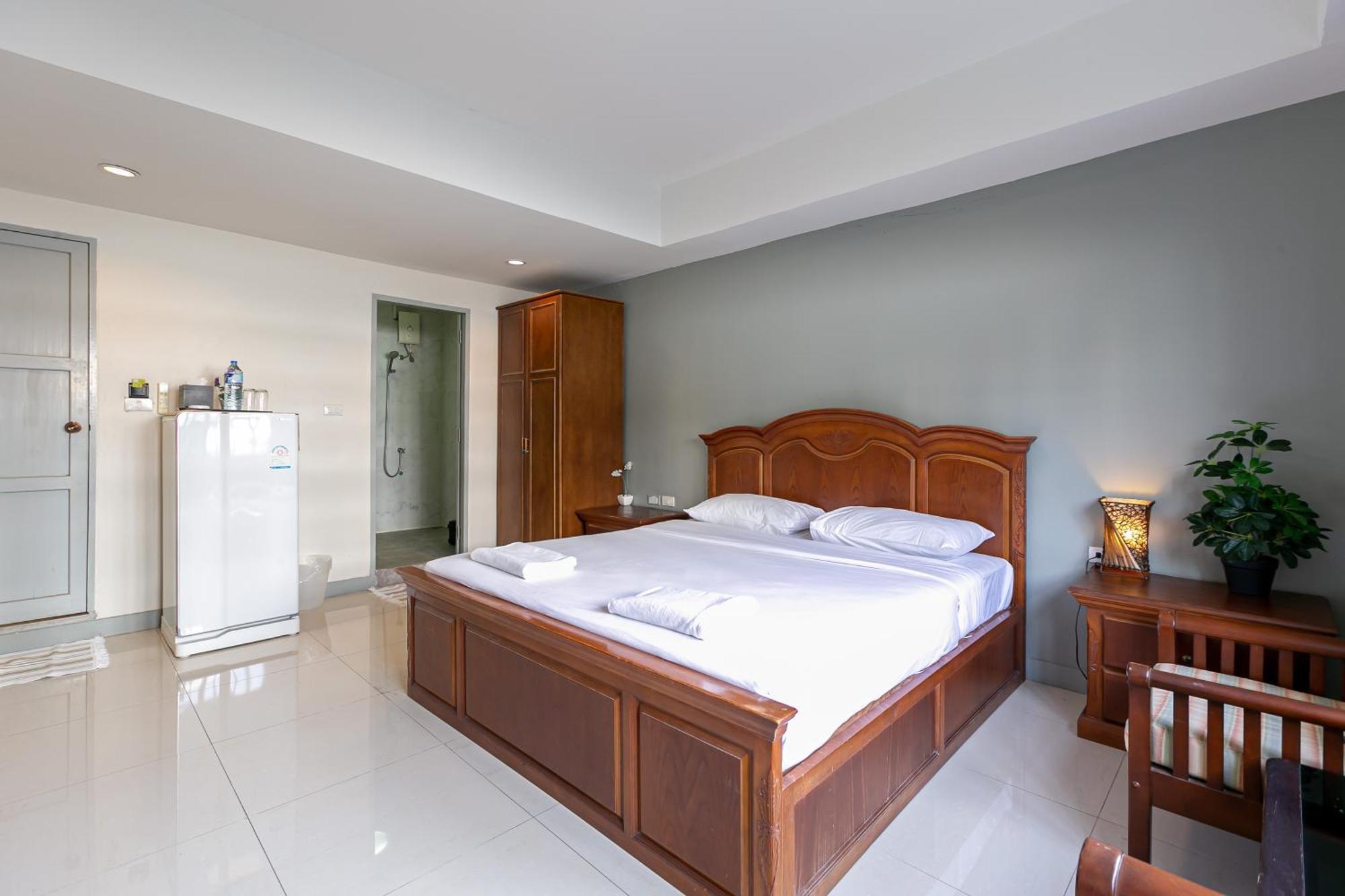Отель Wong Amat House Паттайя Экстерьер фото